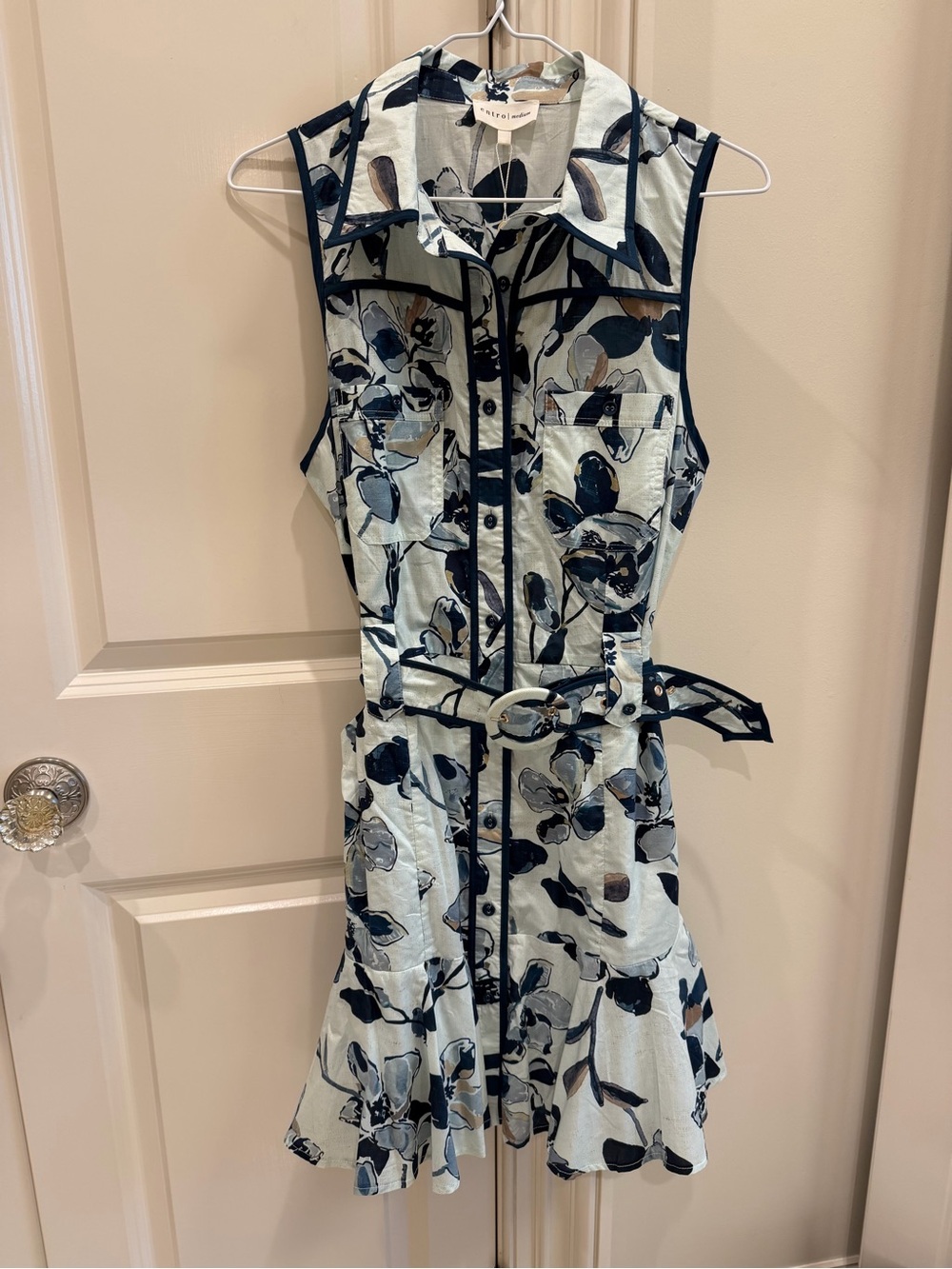 Entro Brand Sleeveless Floral Shirt Dress with Belt - Navy & Cream - Picture 1 of 5